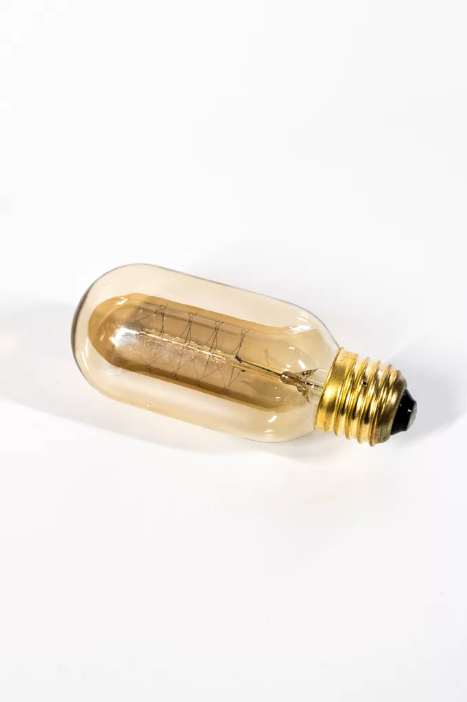 Bombilla 8 mm – Iluminación compacta y precisa
