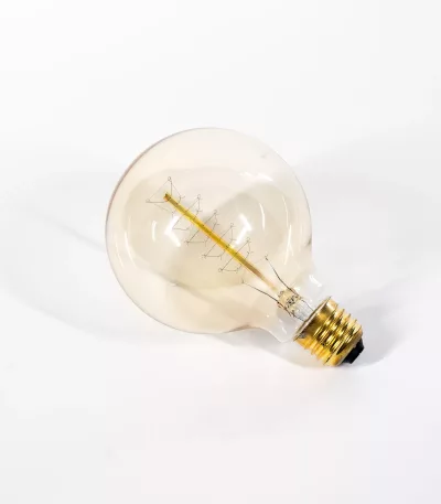 Bombilla Globo 95 mm – Luz cálida decorativa
