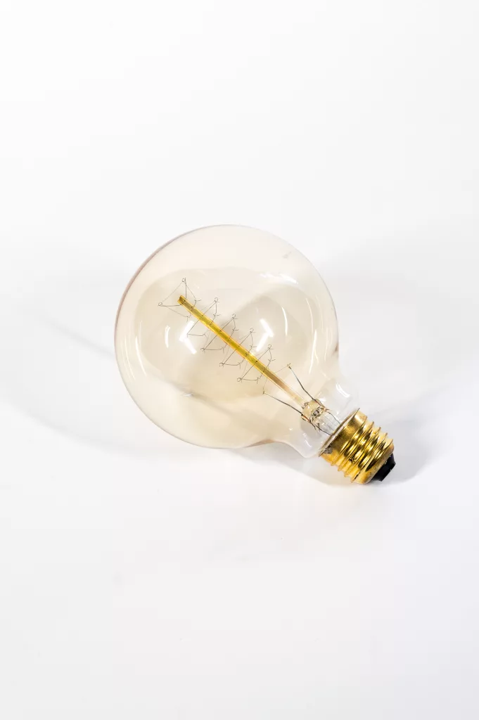 Bombilla Globo 95 mm – Luz cálida decorativa